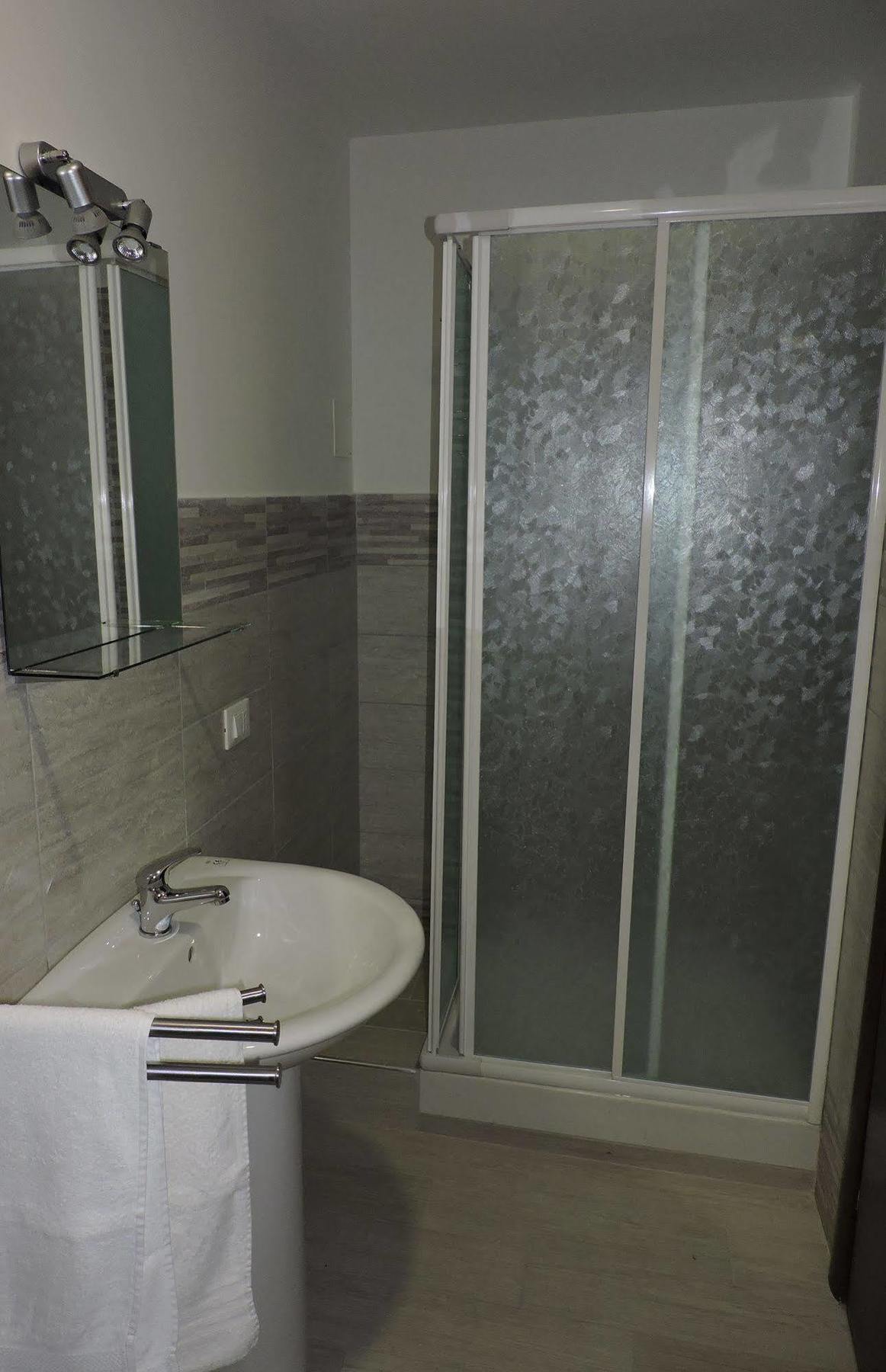 Living Rome Ottaviano B&B ภายนอก รูปภาพ