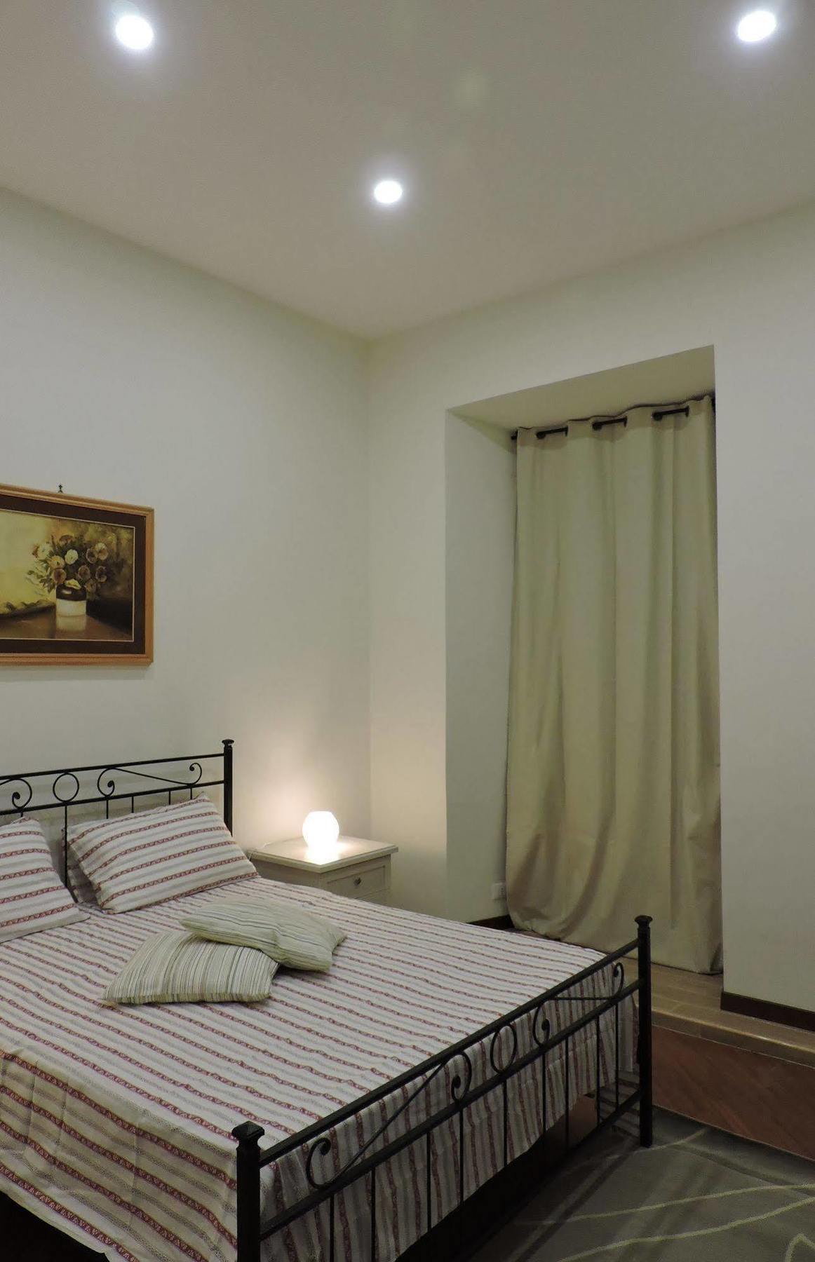 Living Rome Ottaviano B&B ภายนอก รูปภาพ